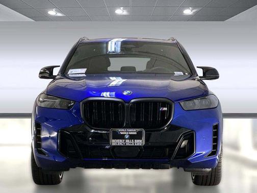 2025 BMW X5 M60i