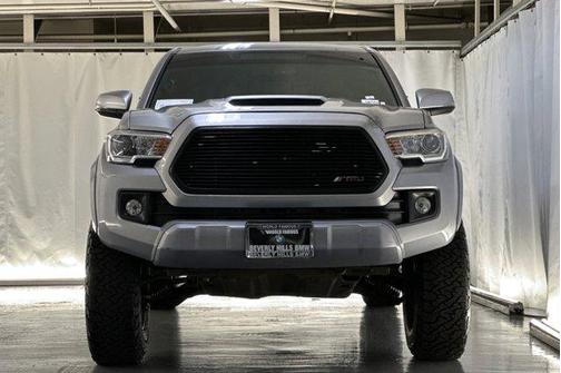 2017 Toyota Tacoma TRD Sport