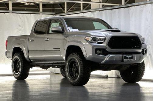 2017 Toyota Tacoma TRD Sport