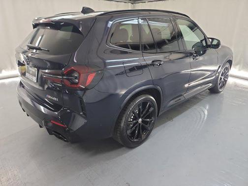 2022 BMW X3 M40i