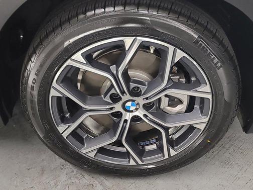 2023 BMW X2 sDrive28i