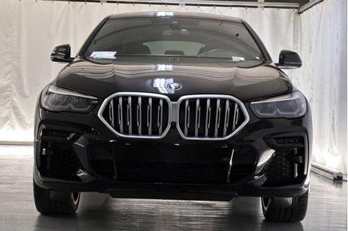 2023 BMW X6 xDrive40i