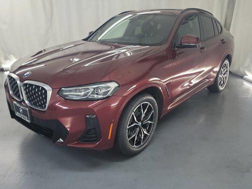 2022 BMW X4 xDrive30i