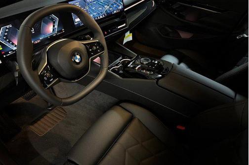 2026 BMW 530 i
