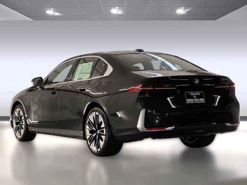 2026 BMW 530 i