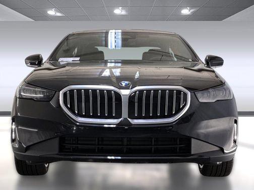 2026 BMW 530 i