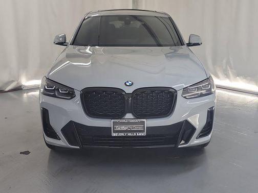 2023 BMW X4 xDrive30i