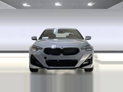 2026 BMW 230 230i