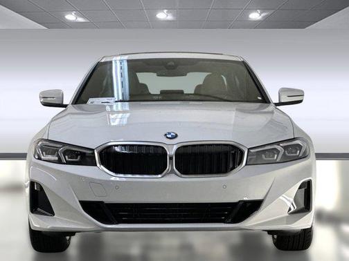 2025 BMW 330 i