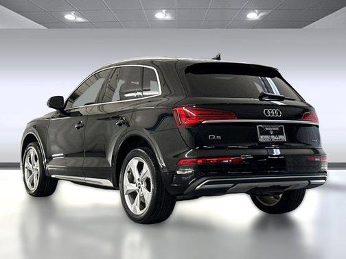 2021 Audi Q5 45 Premium Plus