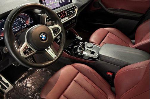 2023 BMW X4 xDrive30i