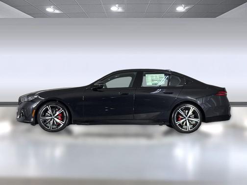 Black Sapphire Metallic 2027 BMW 540 xDrive