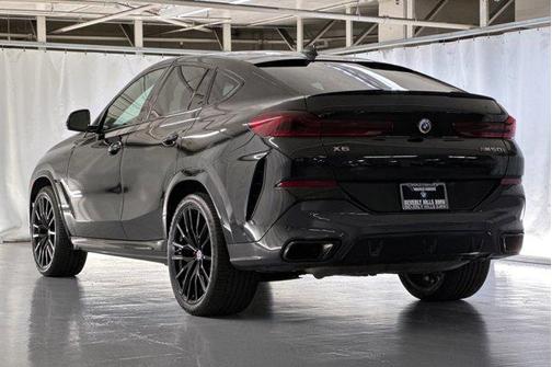 2023 BMW X6 M50i
