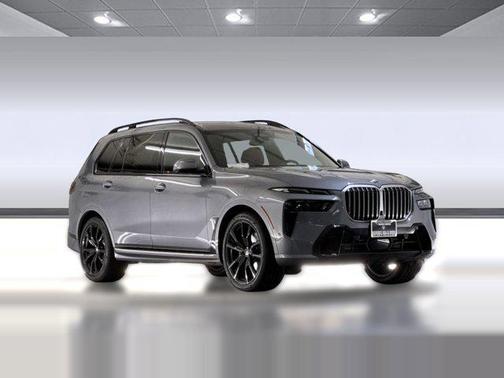 Skyscraper Grey Metallic 2023 BMW X7 xDrive40i