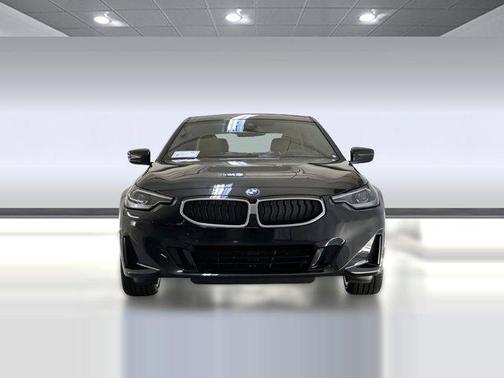 2026 BMW 230 230i