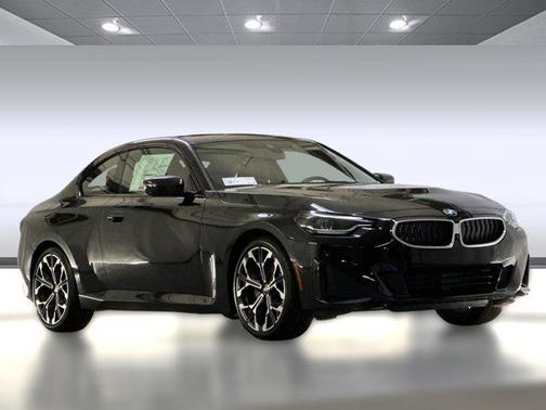 2026 BMW 230 230i
