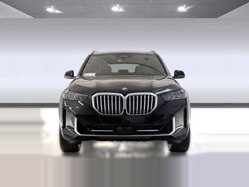 Black Sapphire Metallic 2026 BMW X5 sDrive40i