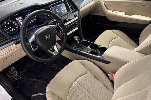 2019 Hyundai SONATA SEL