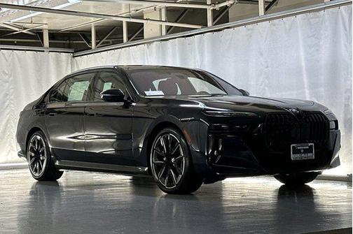 2025 BMW i7 xDrive60