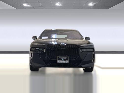 2025 BMW i7 xDrive60