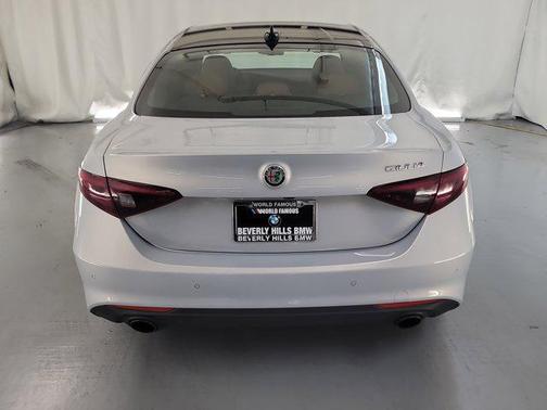 2022 Alfa Romeo Giulia Ti