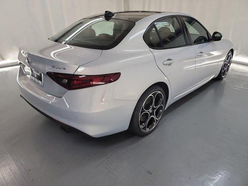 2022 Alfa Romeo Giulia Ti