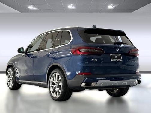 2023 BMW X5 PHEV xDrive45e