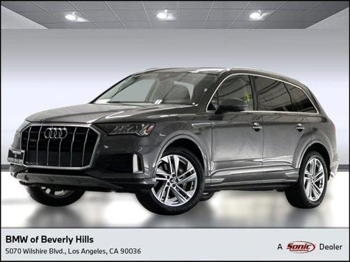 2021 Audi Q7 45 Premium Plus