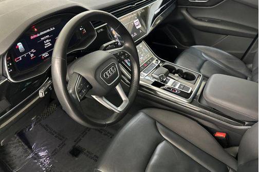 2021 Audi Q7 45 Premium Plus