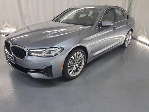 2022 BMW 530e Base