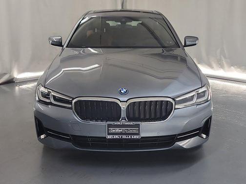 2022 BMW 530e Base