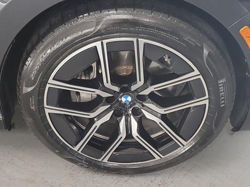 2024 BMW i7 xDrive60