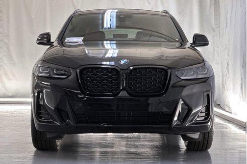 2025 BMW X4 xDrive30i