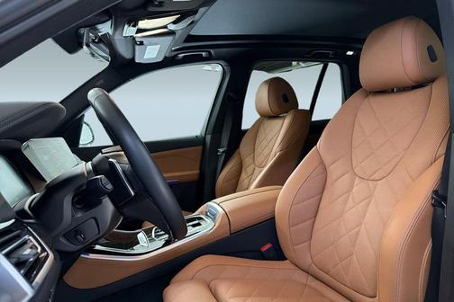 Alpine White 2023 BMW X5 sDrive40i