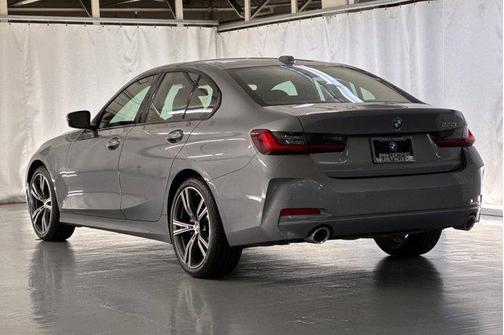 2023 BMW 330 330i