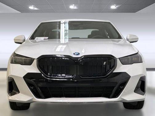 2026 BMW i5 eDrive40