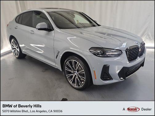 2025 BMW X4 xDrive30i
