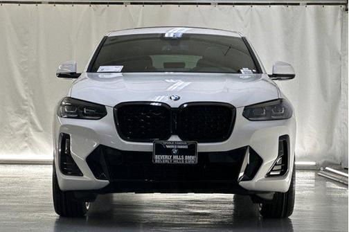 2023 BMW X4 xDrive30i