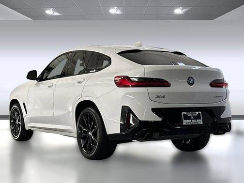 2023 BMW X4 xDrive30i