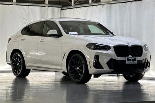 2023 BMW X4 xDrive30i