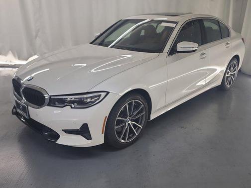 2022 BMW 330 330i