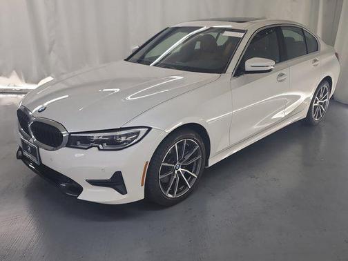 2022 BMW 330 330i