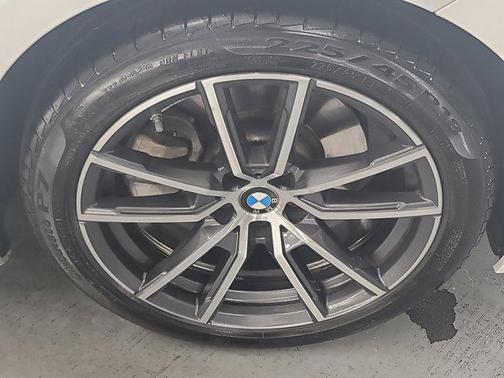 2022 BMW 330 330i