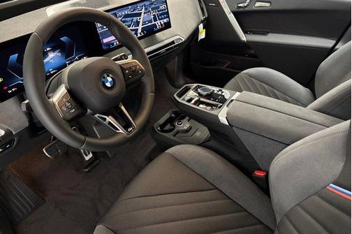 2026 BMW iX xDrive45
