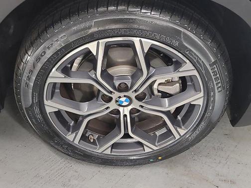2023 BMW X2 sDrive28i