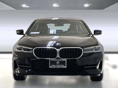 2023 BMW 540 i