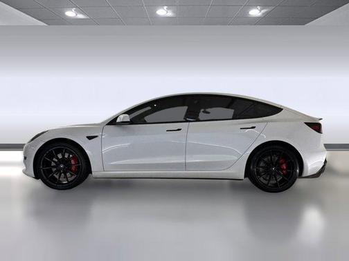 Pearl White Multi-Coat 2023 Tesla Model 3 Performance