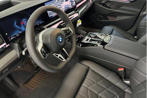 2026 BMW 550e xDrive