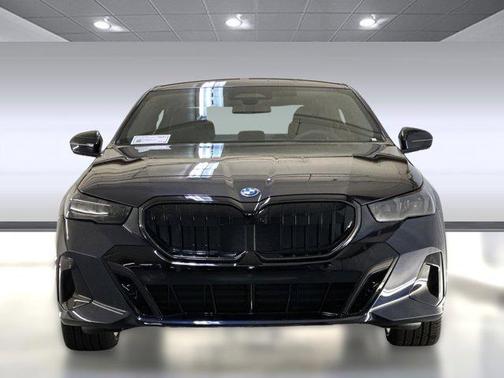 2026 BMW 550e xDrive