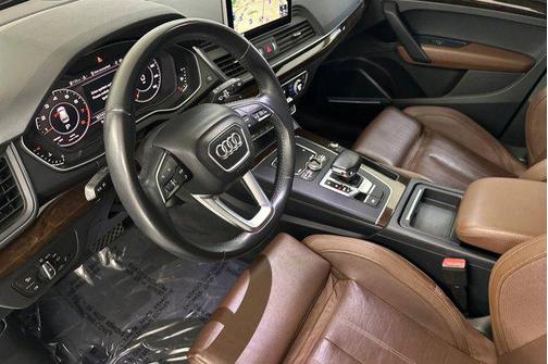 2018 Audi Q5 2.0T Premium Plus